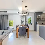 Luxury Valhalla With Private Pool Villa Barat (Rovinj)