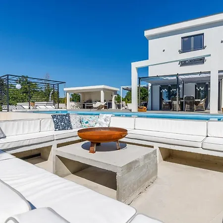 빌라 Luxury Valhalla With Private Pool Barat (Rovinj)