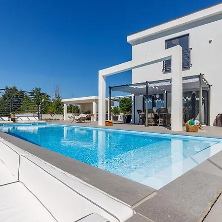 빌라 Luxury Valhalla With Private Pool