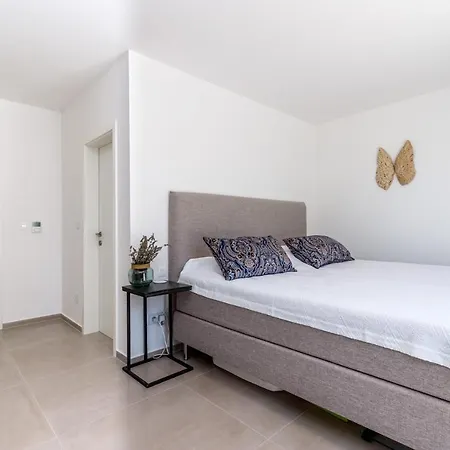 Villa Luxury Valhalla With Private Pool Barat (Rovinj)