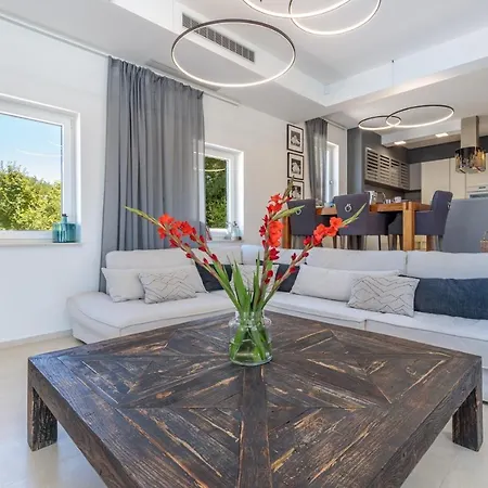 فيلة Luxury Valhalla With Private Pool Barat (Rovinj)