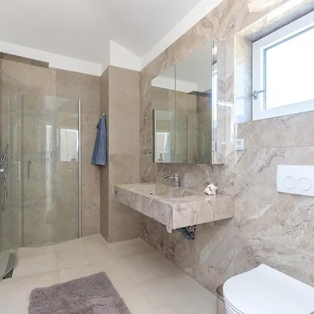 فيلة Luxury Valhalla With Private Pool Barat (Rovinj)