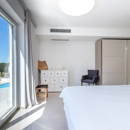 Luxury Valhalla With Private Pool