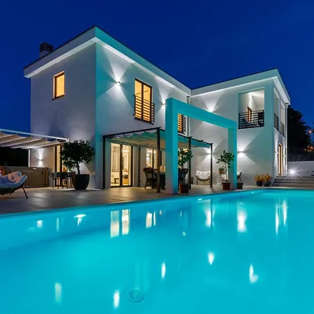 Luxury Valhalla With Private Pool * Barat (Rovinj)
