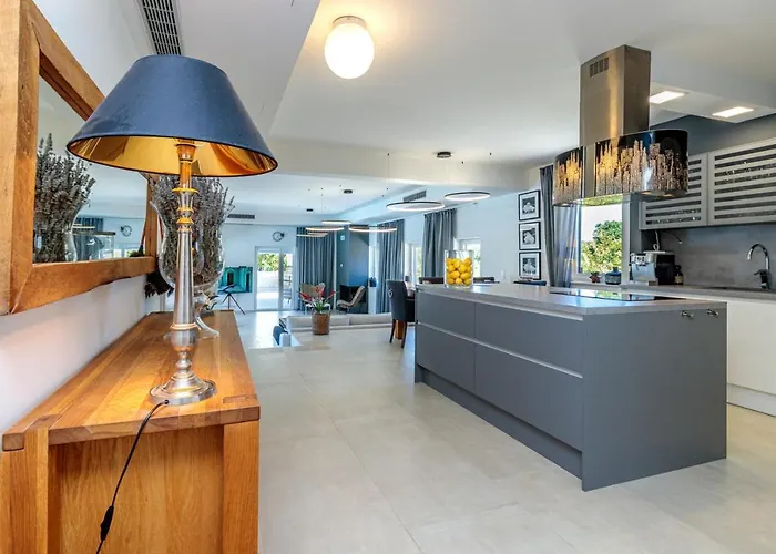 Luxury Valhalla With Private Pool