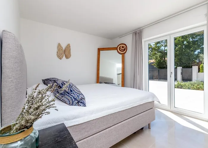 Luxury Valhalla With Private Pool Villa *