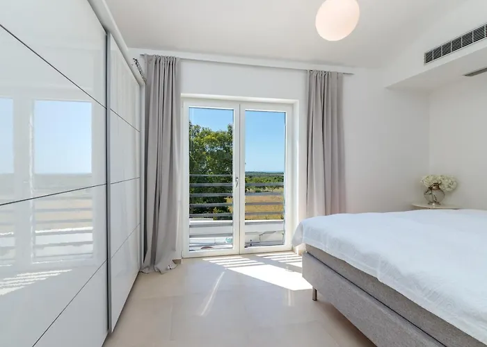 Luxury Valhalla With Private Pool Villa *